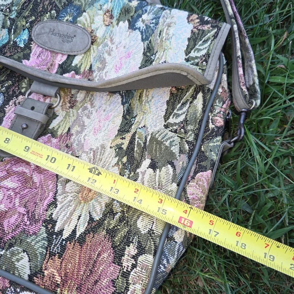 Hampshire Vintage Floral Tapestry Messenger Bag Briefcase Laptop Bag Multicolor